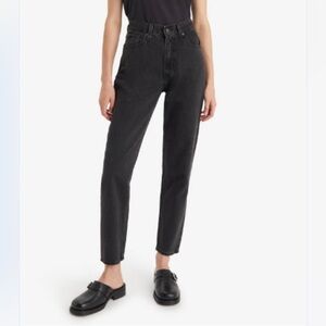 Levis High Rise Loose Taper Mom Jeans